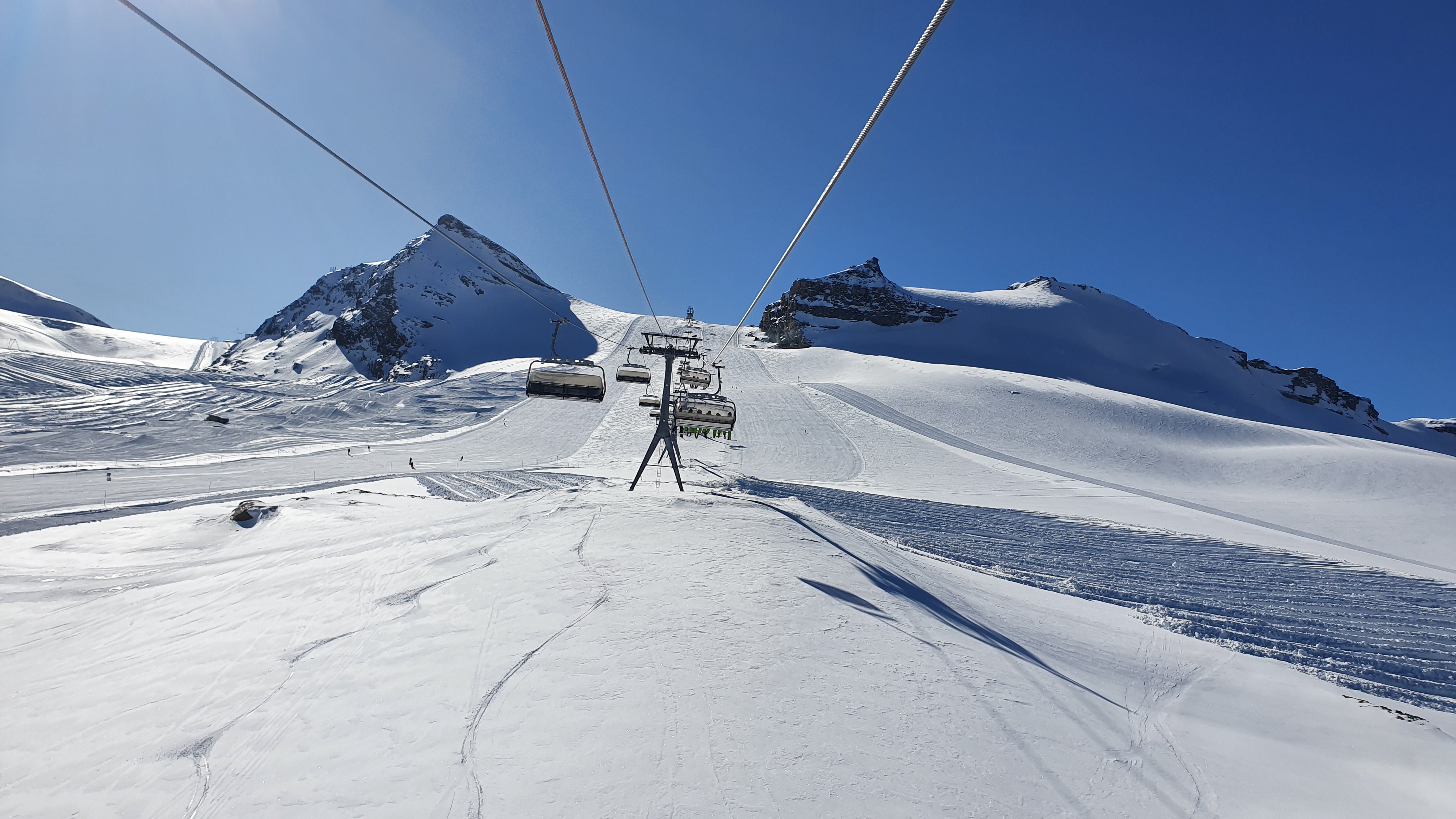 Chair in Cervinia - Skiing Zermatt in November